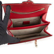 Shop safe online at Labellov in Antwerp this 100% authentic second hand Gucci Red Interlocking GG Crossbody Bag