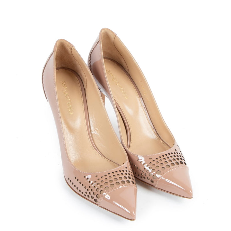 Shop safe online at Labellov in Antwerp this 100% authentic second hand Sergio Rossi Nude Patent Leather Heels - Size 37