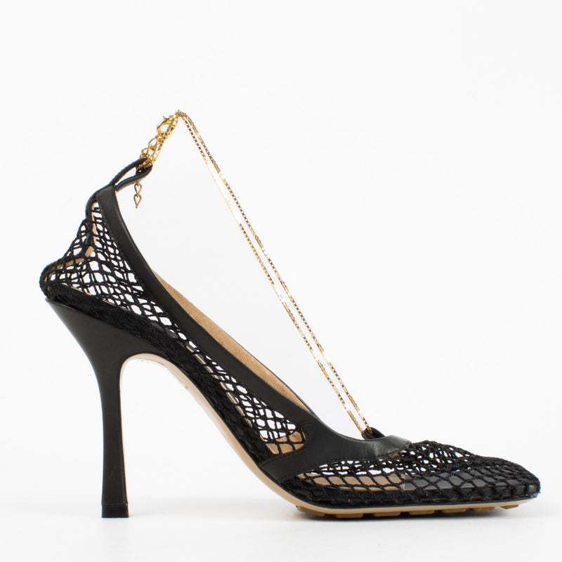 Bottega Veneta Black Mesh Heels size 39.5 with gold ankle chain and leather trim, in very good pre-loved condition, available at Labellov.com