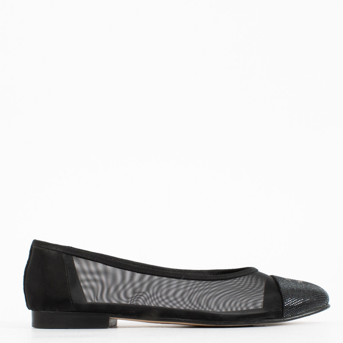 Authentic Preloved Chanel Black Mesh Ballerina Flats - Size 40 on Labellov.com