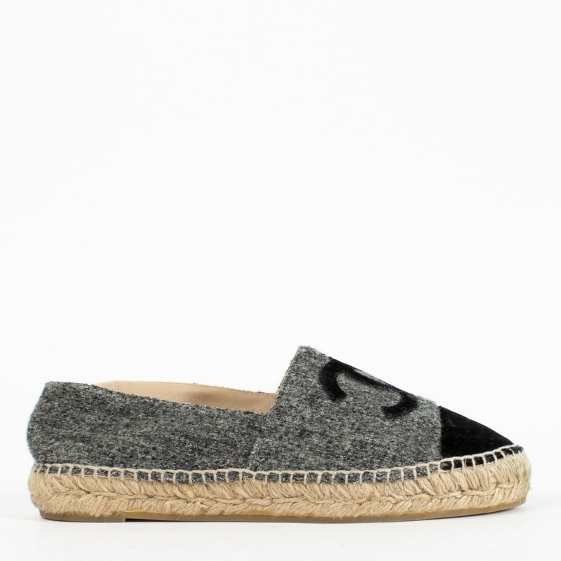 Authentic Preloved Chanel Grey Flats - Size 39 on Labellov.com