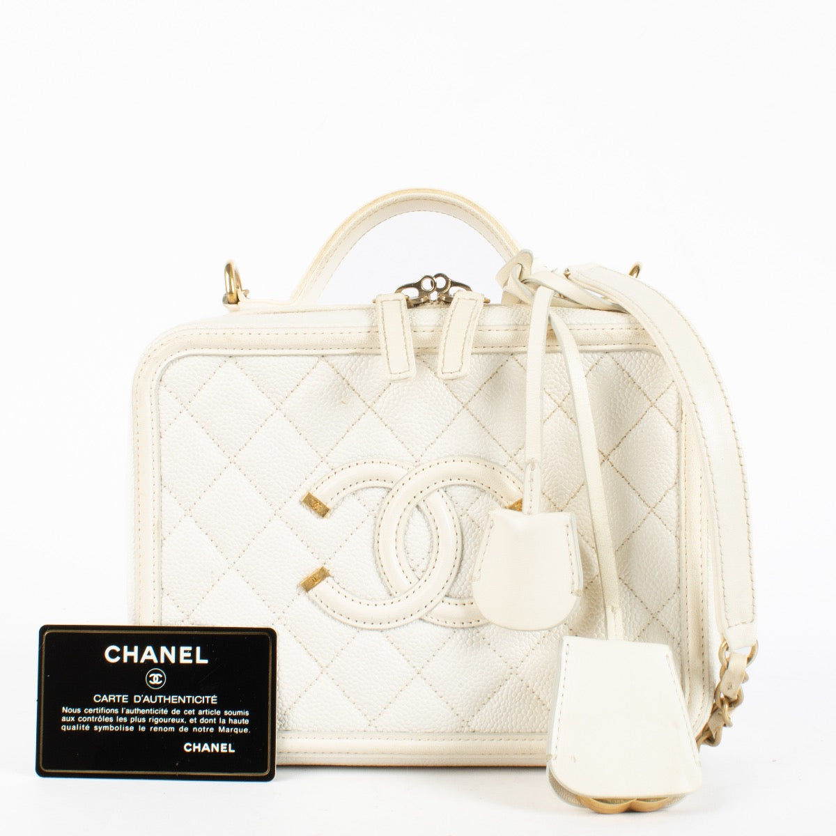 Authentic Preloved Chanel CC Filigree Matelasse Beige Caviar Vanity Case Bag on Labellov.com
