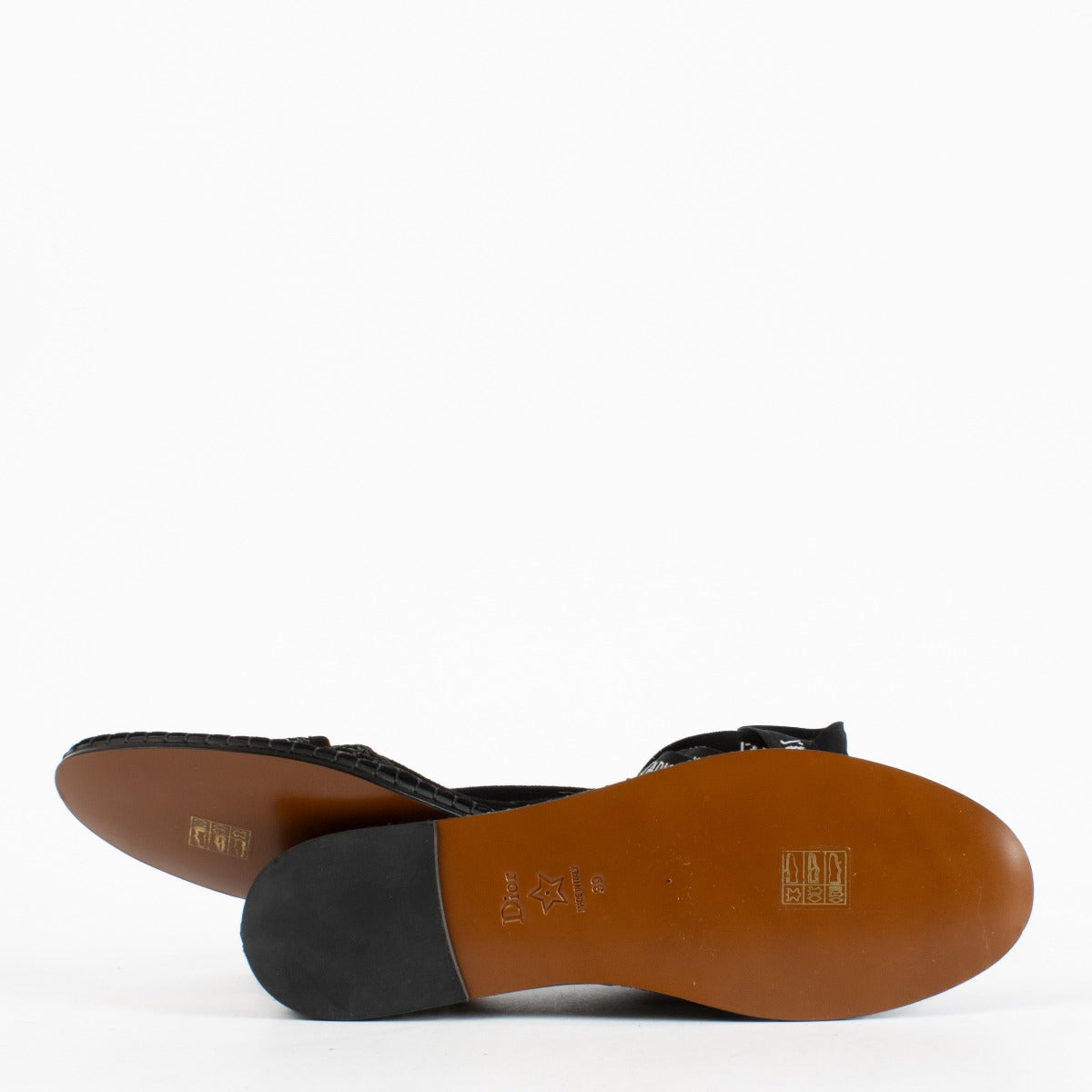 Authentic second-hand Christian Dior Black Mesh Flats- Size 39 on labellov. com