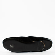 Authentic second-hand Gucci Black Velvet Loafers - Size 39 1/2 on labellov.com