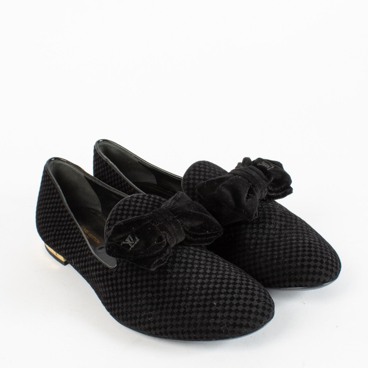Authentic Preloved Louis Vuitton Black Flats - Size 38 on Labellov.com