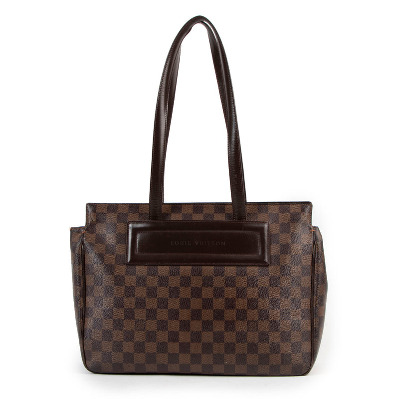Bent u op zoek naar een Louis Vuitton shoulder bag? Koop bij Labellov tweedehands.