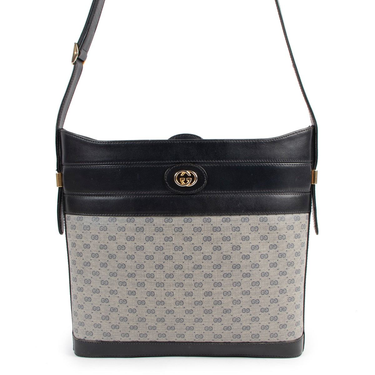 Shop safe online at Labellov in Antwerp this 100% authentic second hand Gucci Blue Monogram Canvas Shoulder Bag