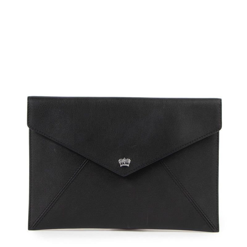 Shop safe online at Labellov in Antwerp this 100% authentic second hand Delvaux Black Message Ambigu Pochette Clutch