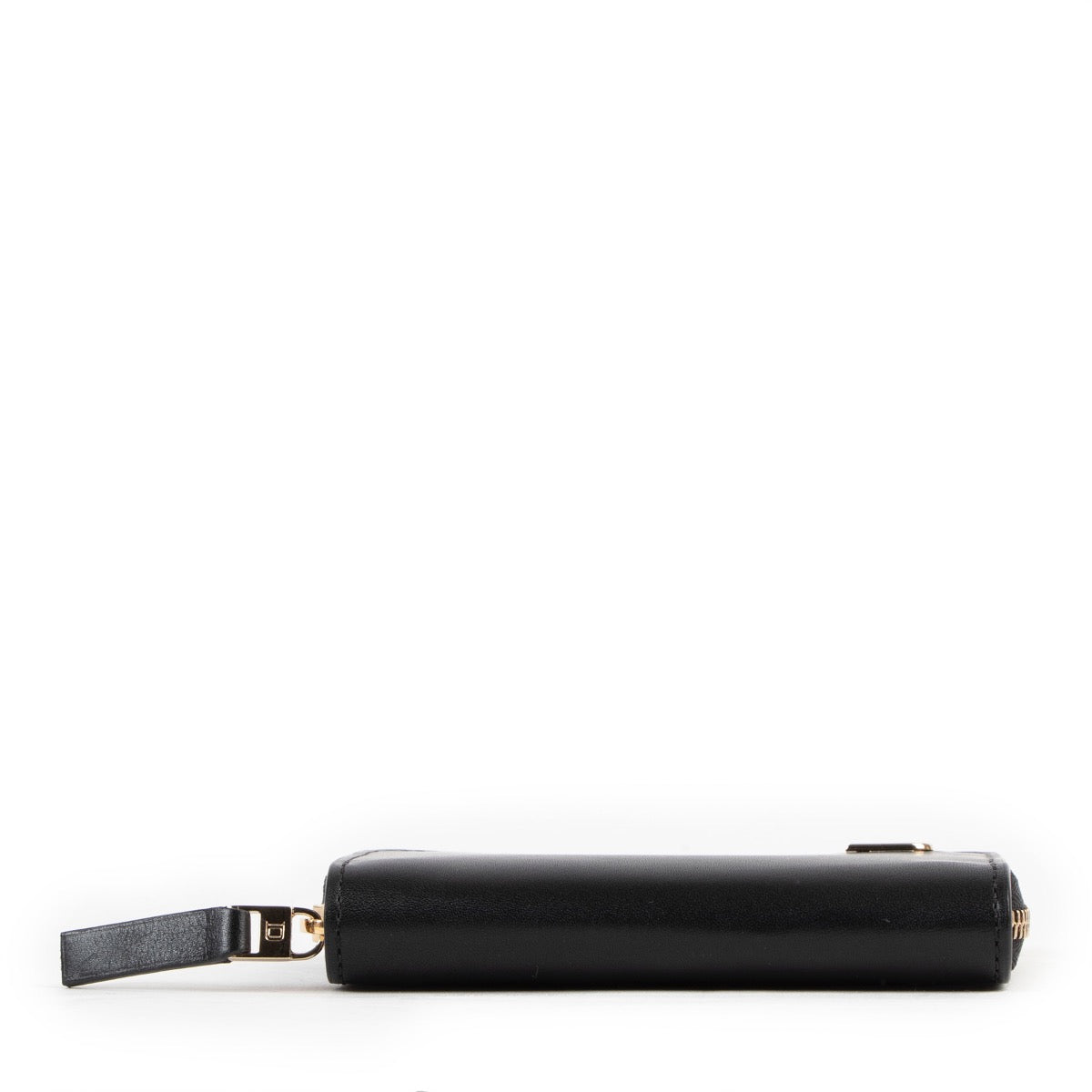Shop safe online at Labellov in Antwerp this 100% authentic second hand Delvaux Black Leather Wallet