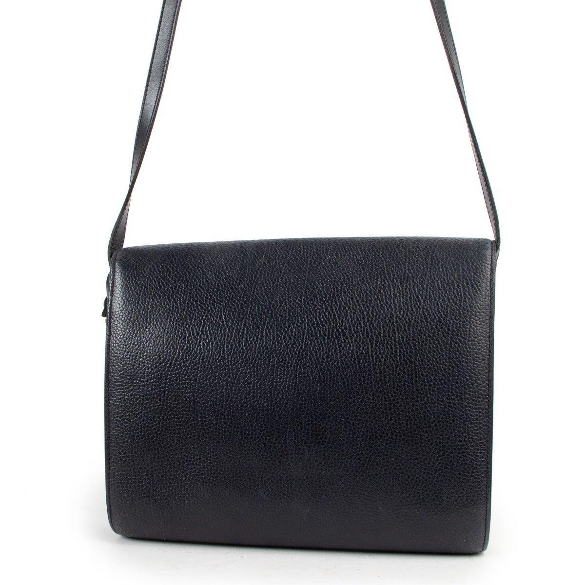 Buy online an authentiek second hand Delvaux dark blue Frimaire crossbody bag in preloved condition at Labellov in Antwerp.