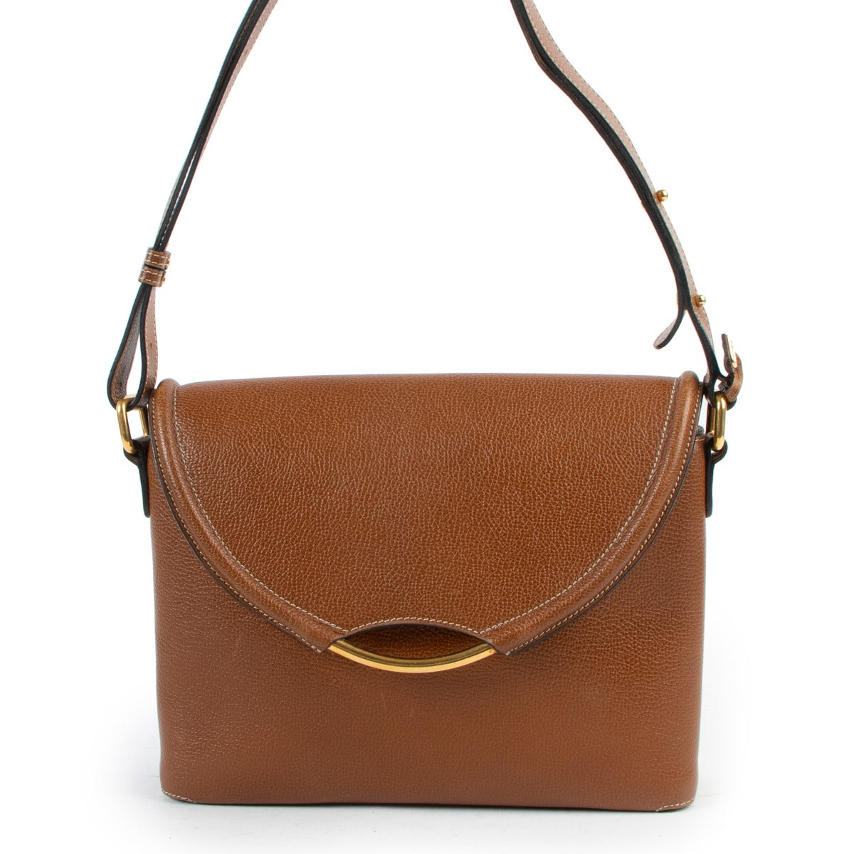 Buy online an authentic second hand Delvaux brown Eclair shoulder bag in very good condition at Labellov in Antwerp.