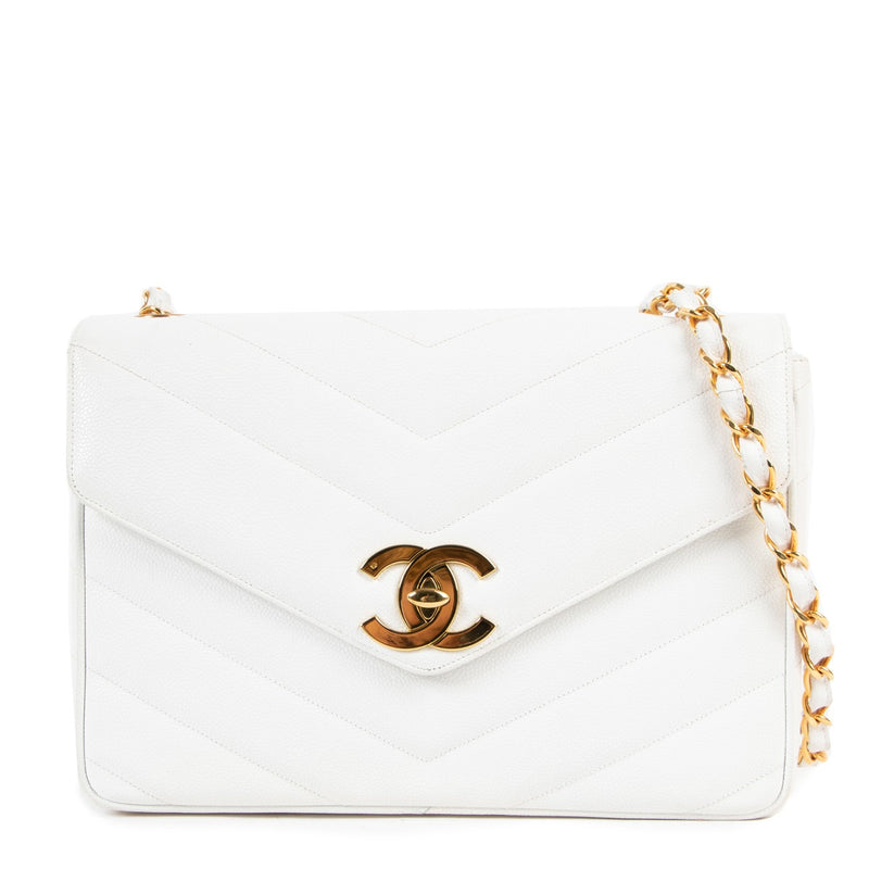 Second hand chanel vintage authentic Chanel White Caviar Quilted Chevron Large Vintage Flap Bag