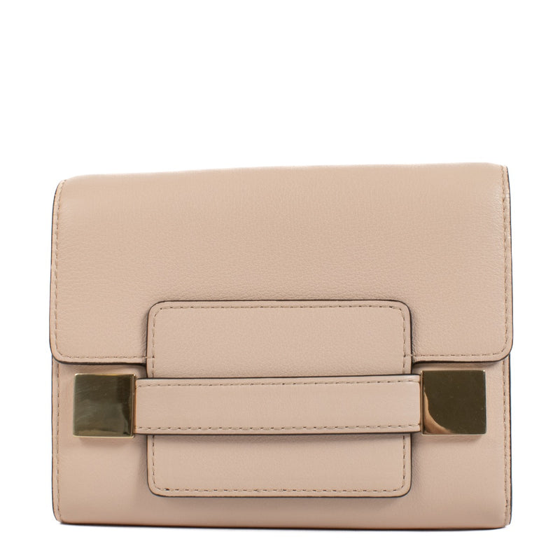 Authentic second hand Delvaux Nude Madame Wallet on Labellov.com