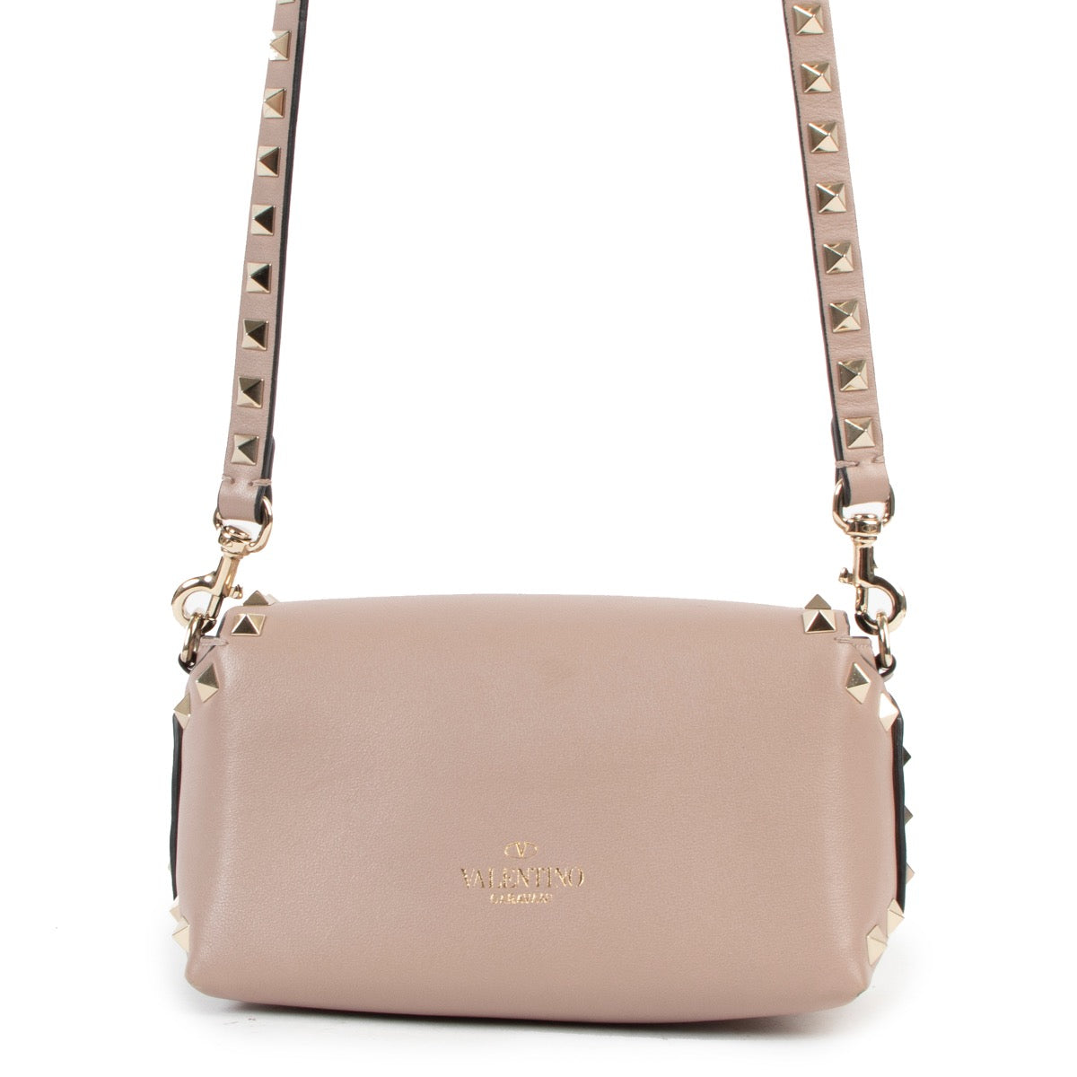 Buy authentic second hand Valentino Pink Garavani Rockstud Crossbody Bag in good condition at Labellov in Antwerp.