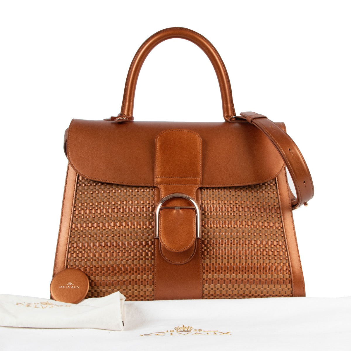Shop safe online at Labellov in Antwerp this 100% authentic second hand Delvaux Bronze Toile De Cuir GM Brillant