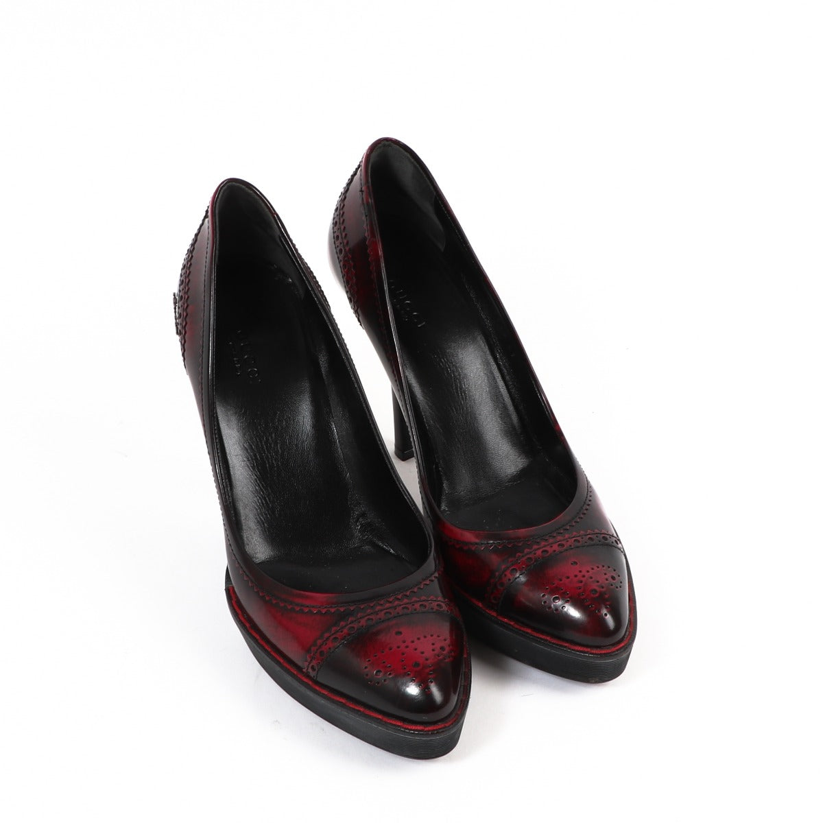 Buy authentic second-hand Gucci Burgundy Leather Platform Heels in Size 41 in very good condition at Labellov in Antwerp.