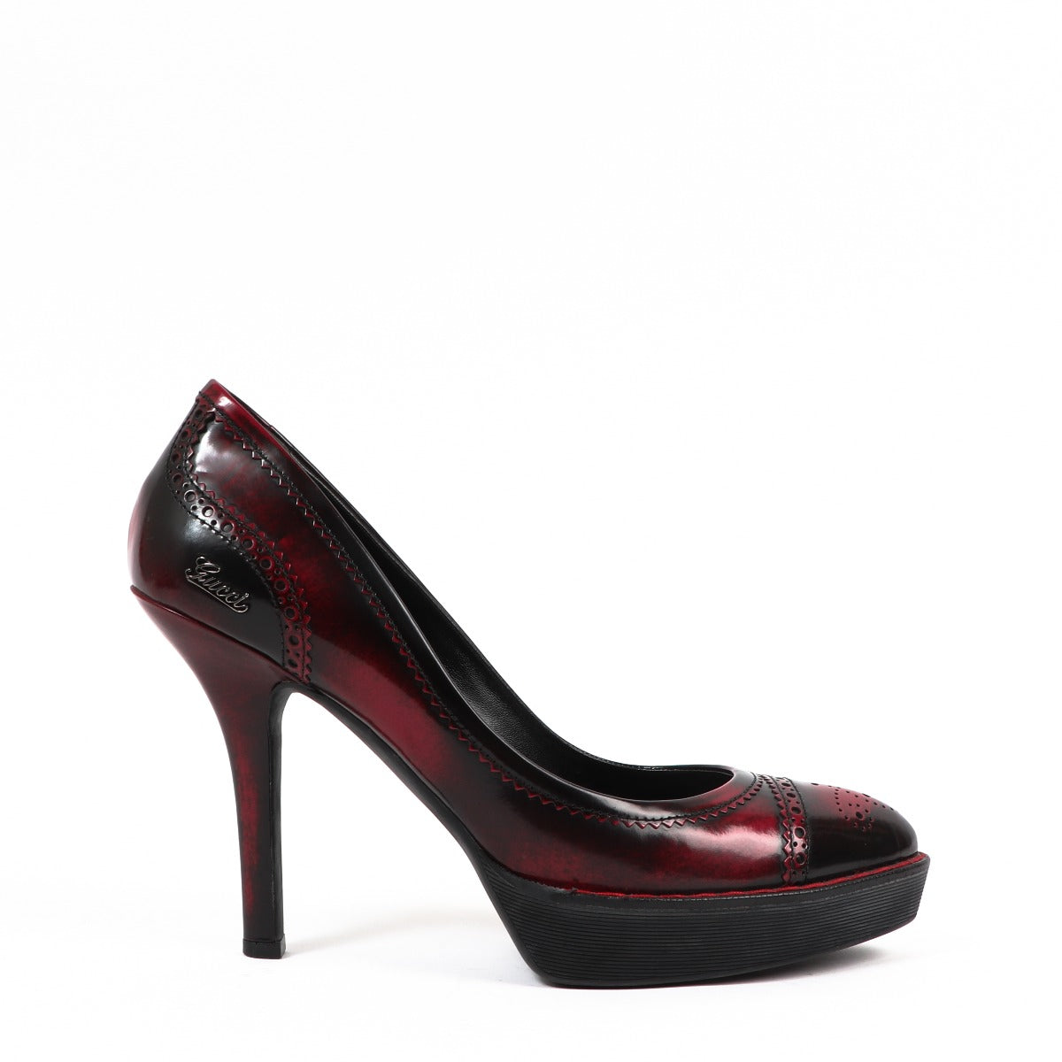 Buy authentic second-hand Gucci Burgundy Leather Platform Heels in Size 41 in very good condition at Labellov in Antwerp.