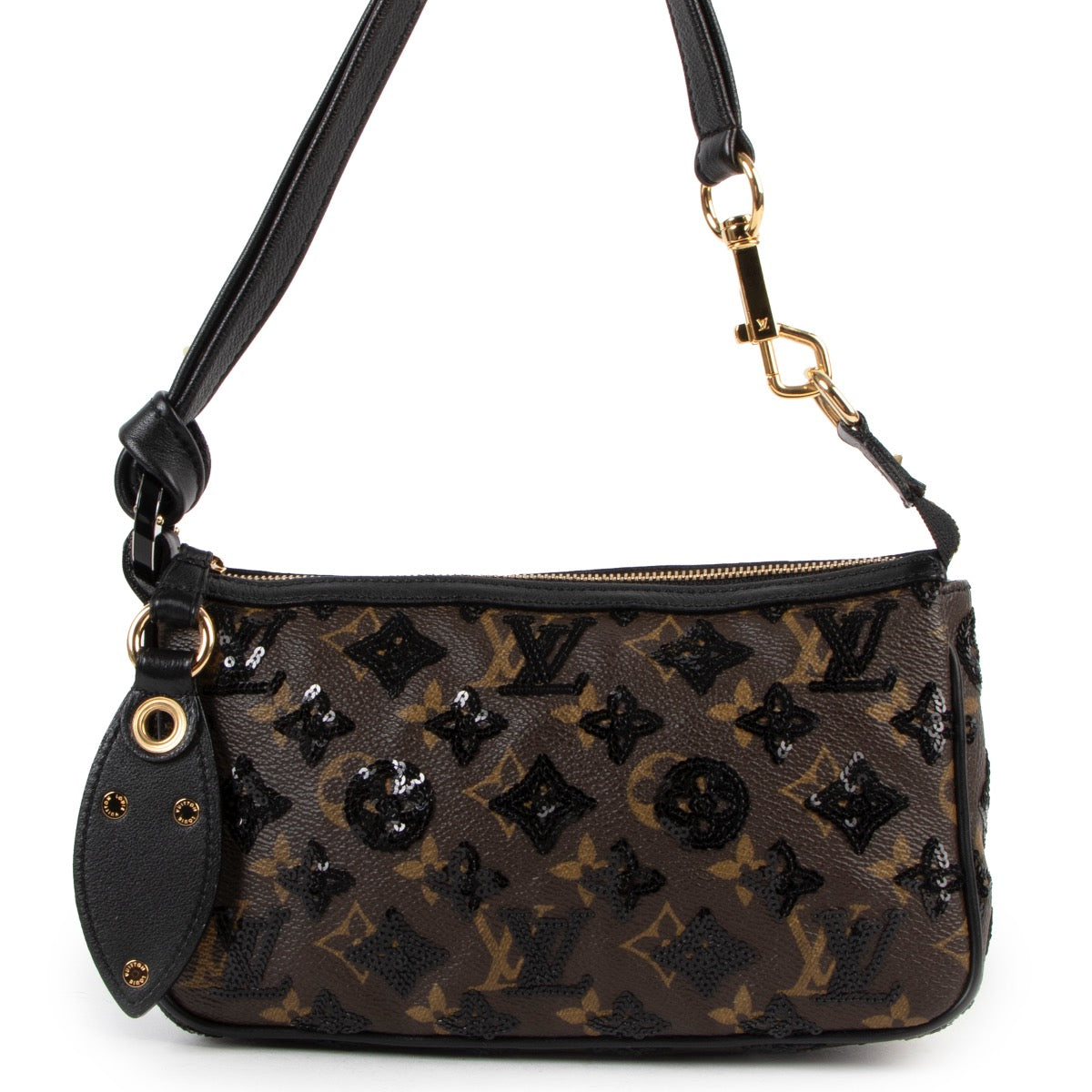 Shop safe online at Labellov in Antwerp this 100% authentic second hand Louis Vuitton Monogram Black Sequins Eclipse Pochette
