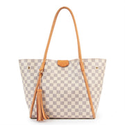 Shop safe online at Labellov in Antwerp this 100% authentic second hand Louis Vuitton Damier Azur Propriano Shoulder Bag