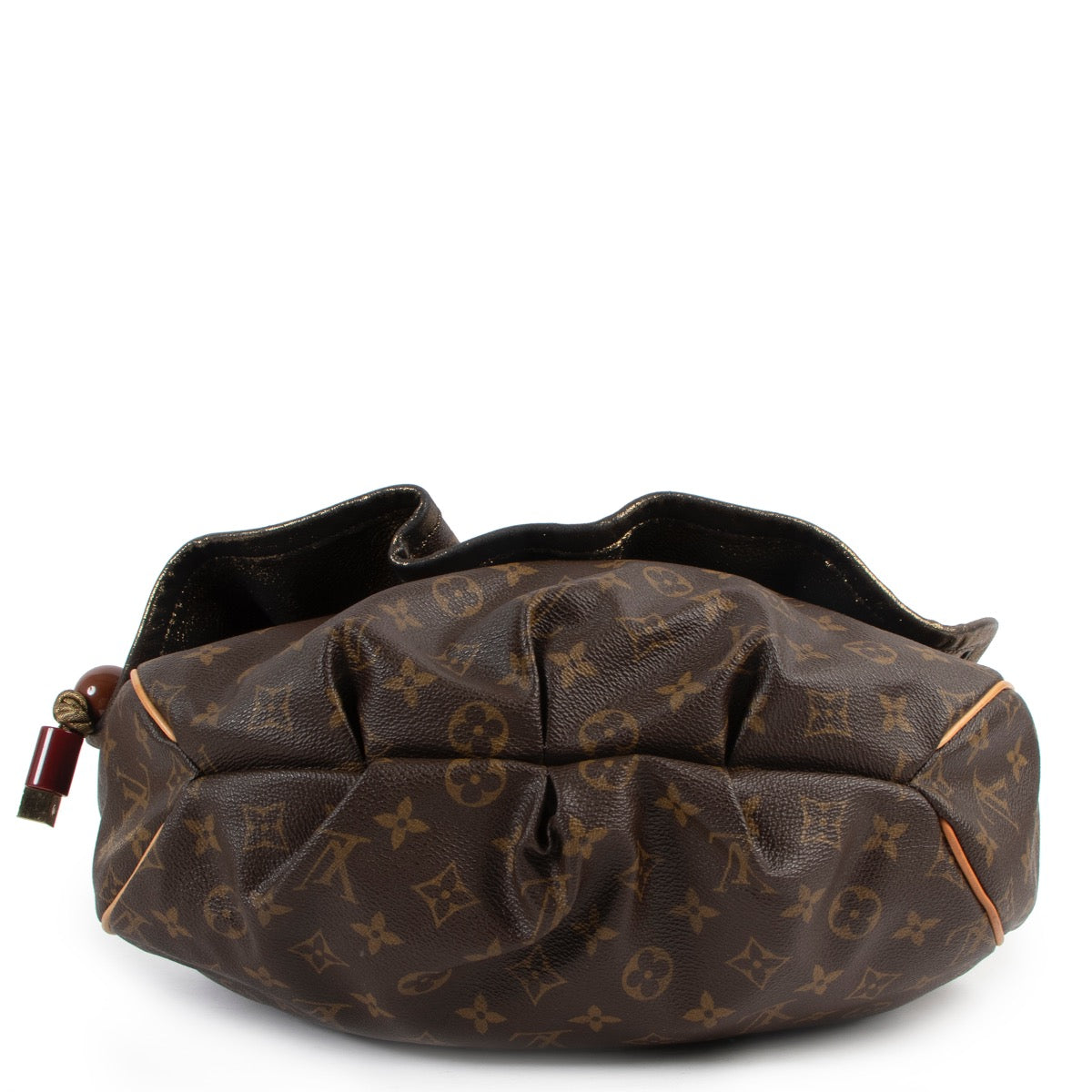 Buy online authentic second hand Louis Vuitton Monogram Kalahari Shoulder bag in very good condition at Labellov in Antwerp