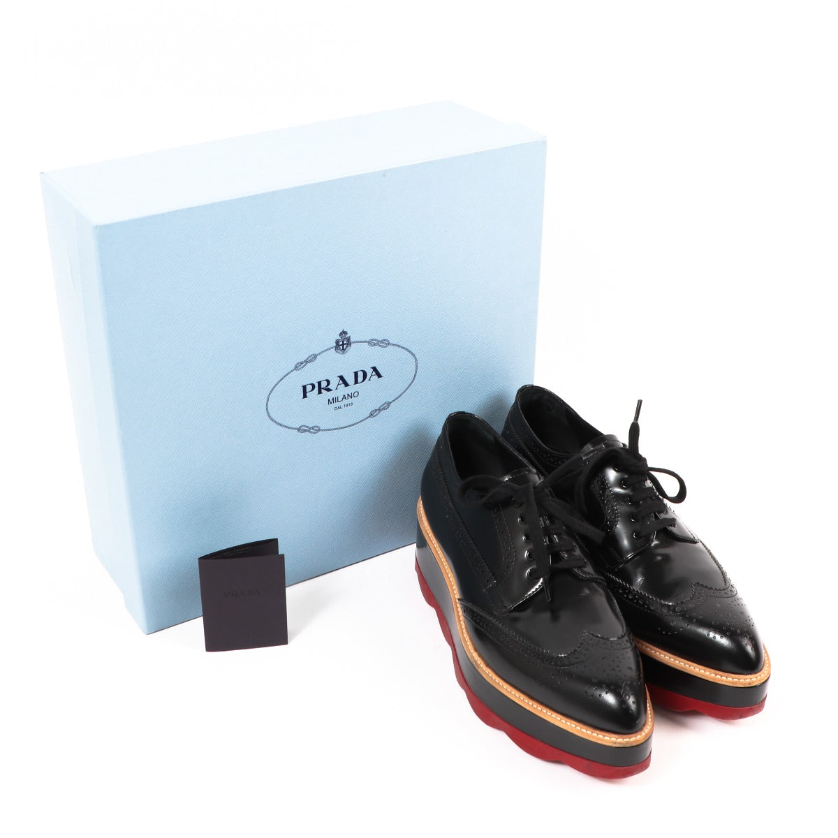 Buy authentic second-hand Prada Black Leather Spazzolato Brogues in Size 41 in very good condition at Labellov in Antwerp.