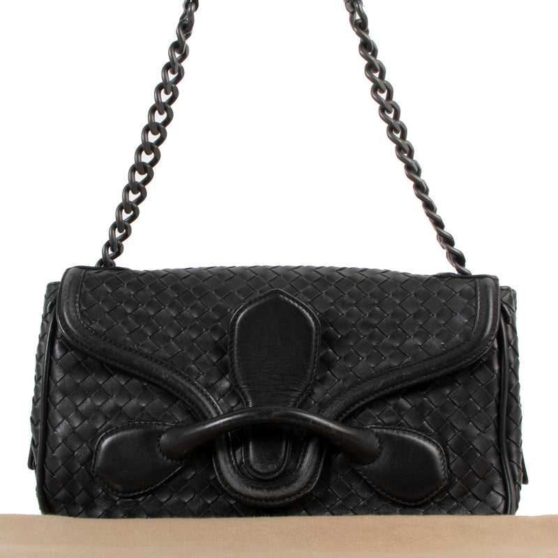 Bottega Veneta Intrecciato Rialto Shoulder Bag for the best price online at Labellov designer vintage