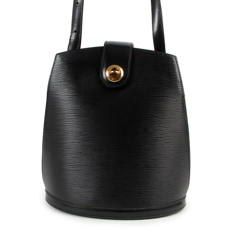 Buy online an authentic second hand Louis Vuitton black Nocturne GM epi shoulder bag in very good condition at Labellov in Antwerp.