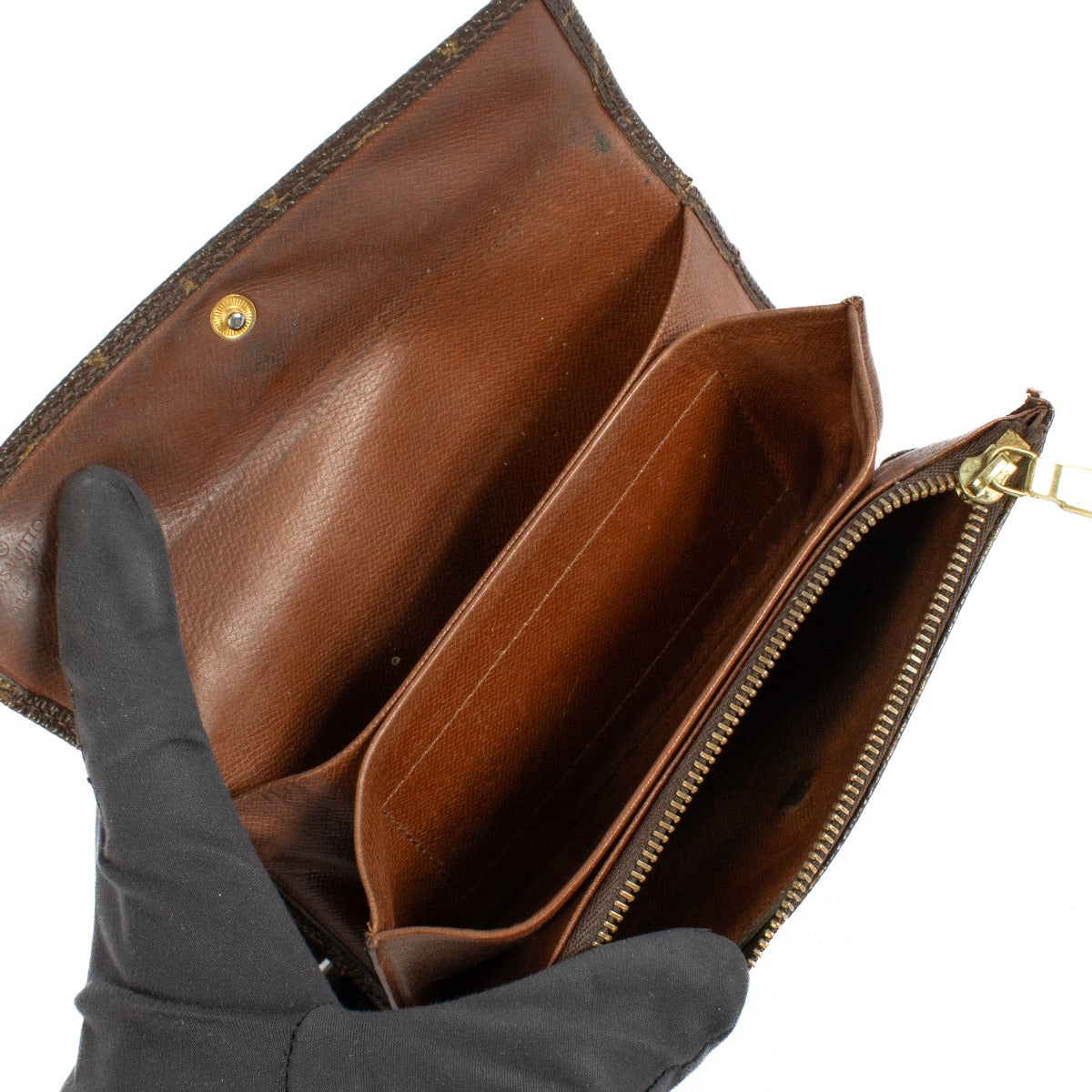 Shop 100% authentic Louis Vuitton Monogram Canvas Flap Wallet at Labellov.com.