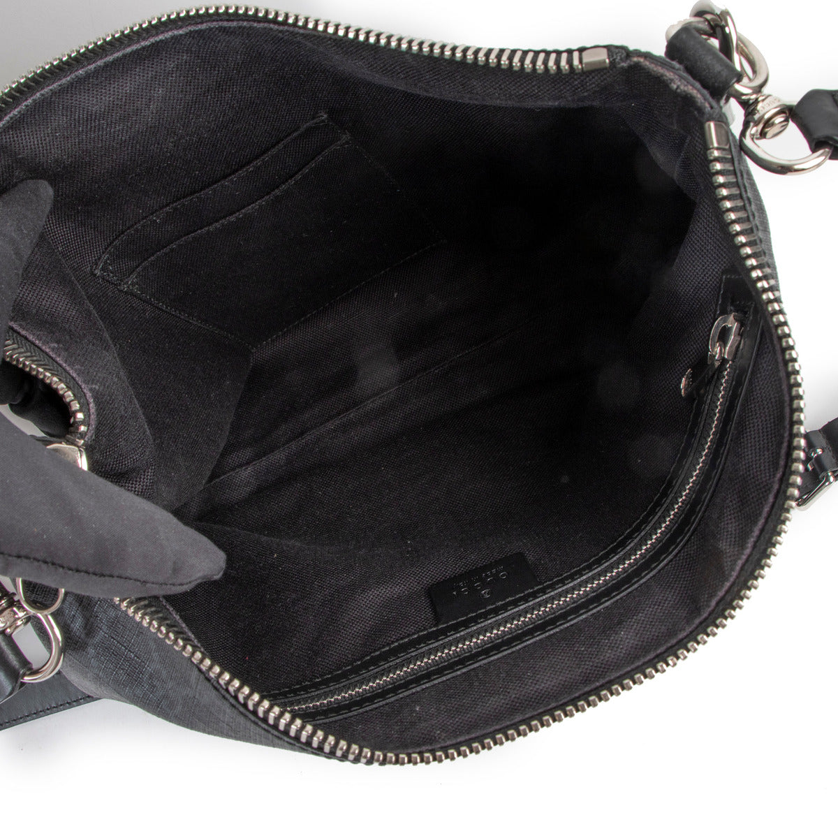 Sac bandoulière large noir Gucci GG Supreme