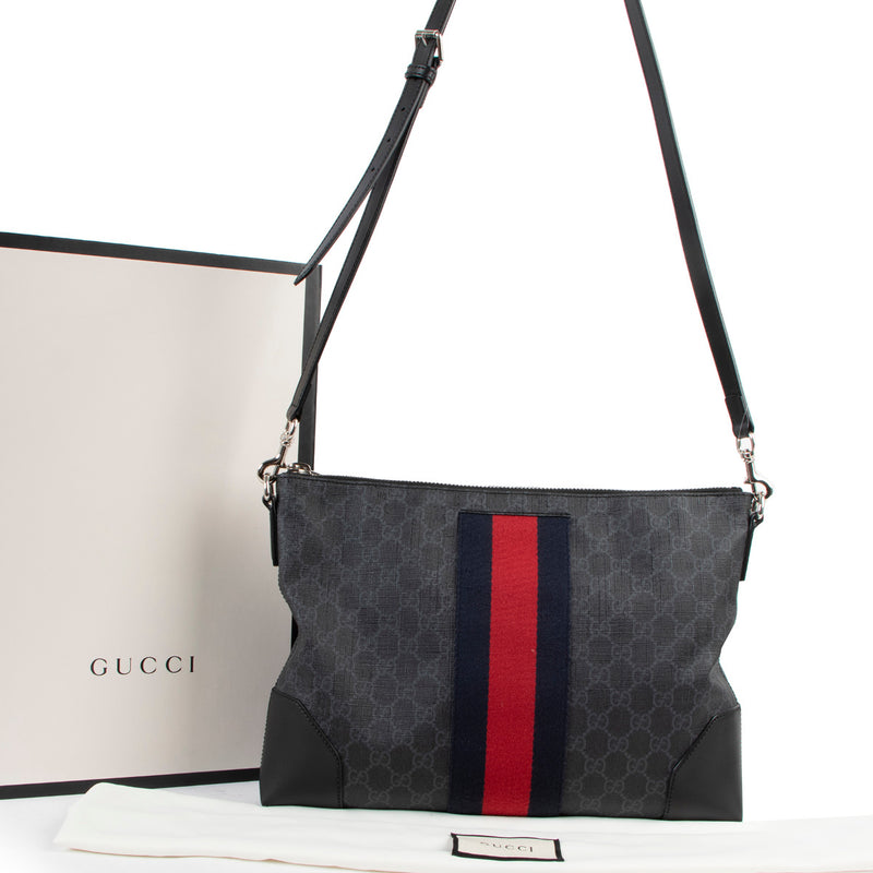 Gucci GG Supreme Brede Zwarte Messenger Tas