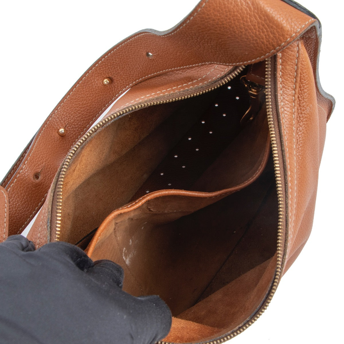 Shop safe online at Labellov in Antwerp this 100% authentic second hand Delvaux Fauve Leather Pensée Shoulder Bag