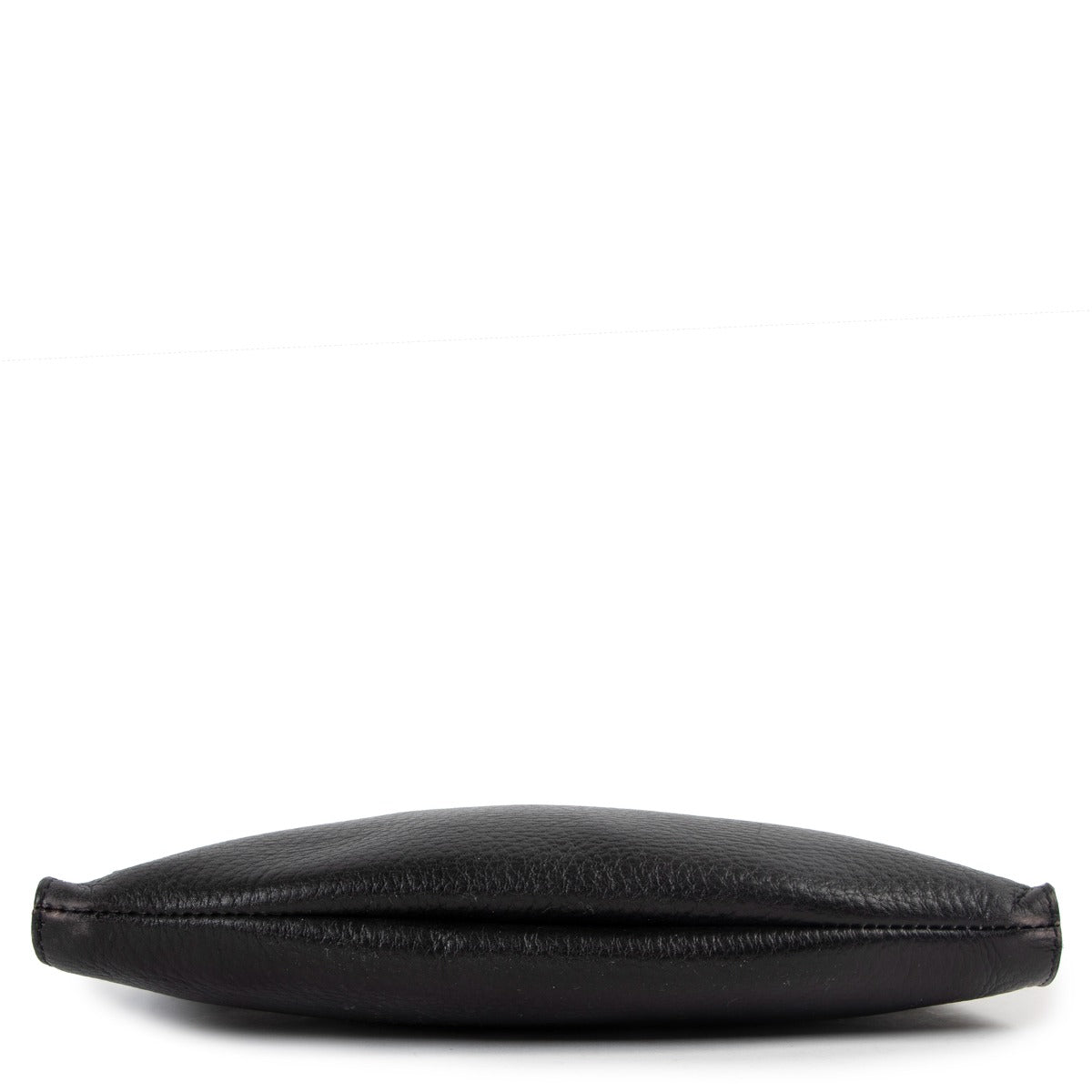 Shop now for your pre-loved, 100 % authentic Delveaux Black Grained Leather Clutch, at Labellov in Antwerp