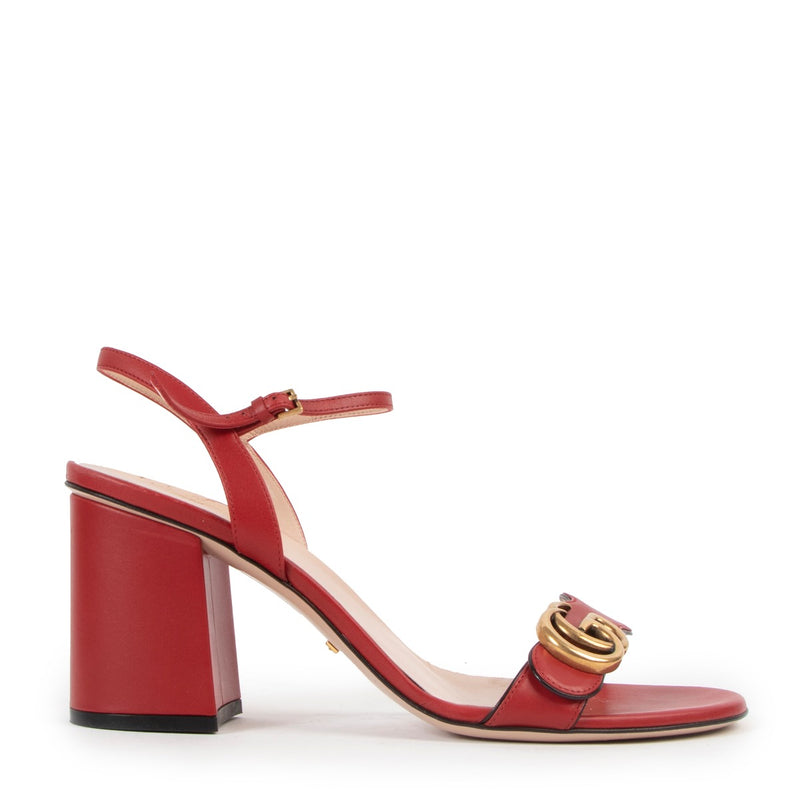 Shop now for your pre-loved, 100% authentic Gucci sandals, at Labellov.