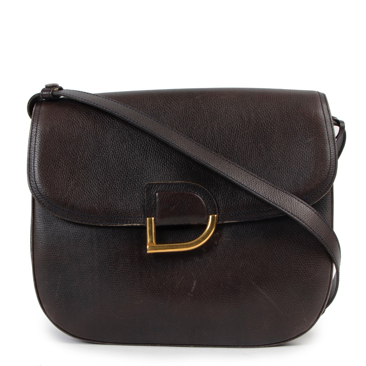Shop safe online at Labellov in Antwerp this 100% authentic second hand Delvaux Navy Blue Shoulder Bag
