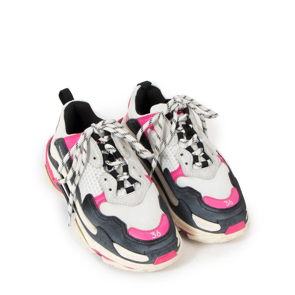 Balenciaga Second hand authentic luxury designer fashion Triple S Sneakers