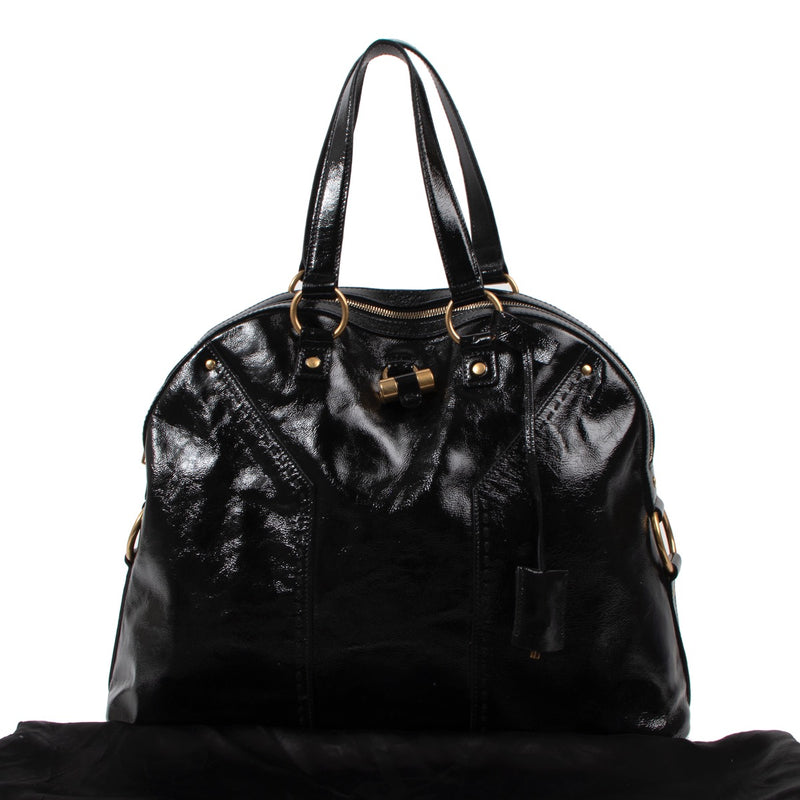 Shop safe online at Labellov in Antwerp this 100% authentic second hand Saint Laurent Black Patent Leather Muse Shoulder bag