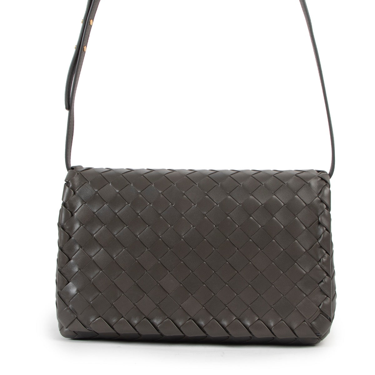Shop now for your pre-loved, 100% authentic Bottega Veneta Grey Intreciatto Leather Crossbody, at Labellov.