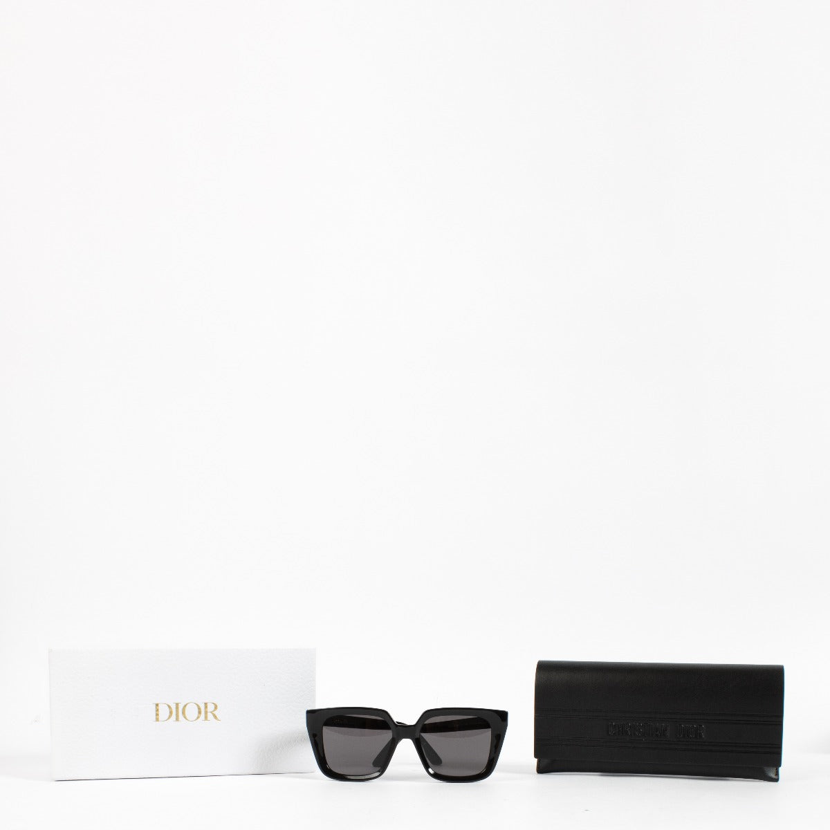 shop 100% authentic second hand Christian Dior Black DiorMidnight S1I Sunglasses on Labellov.com