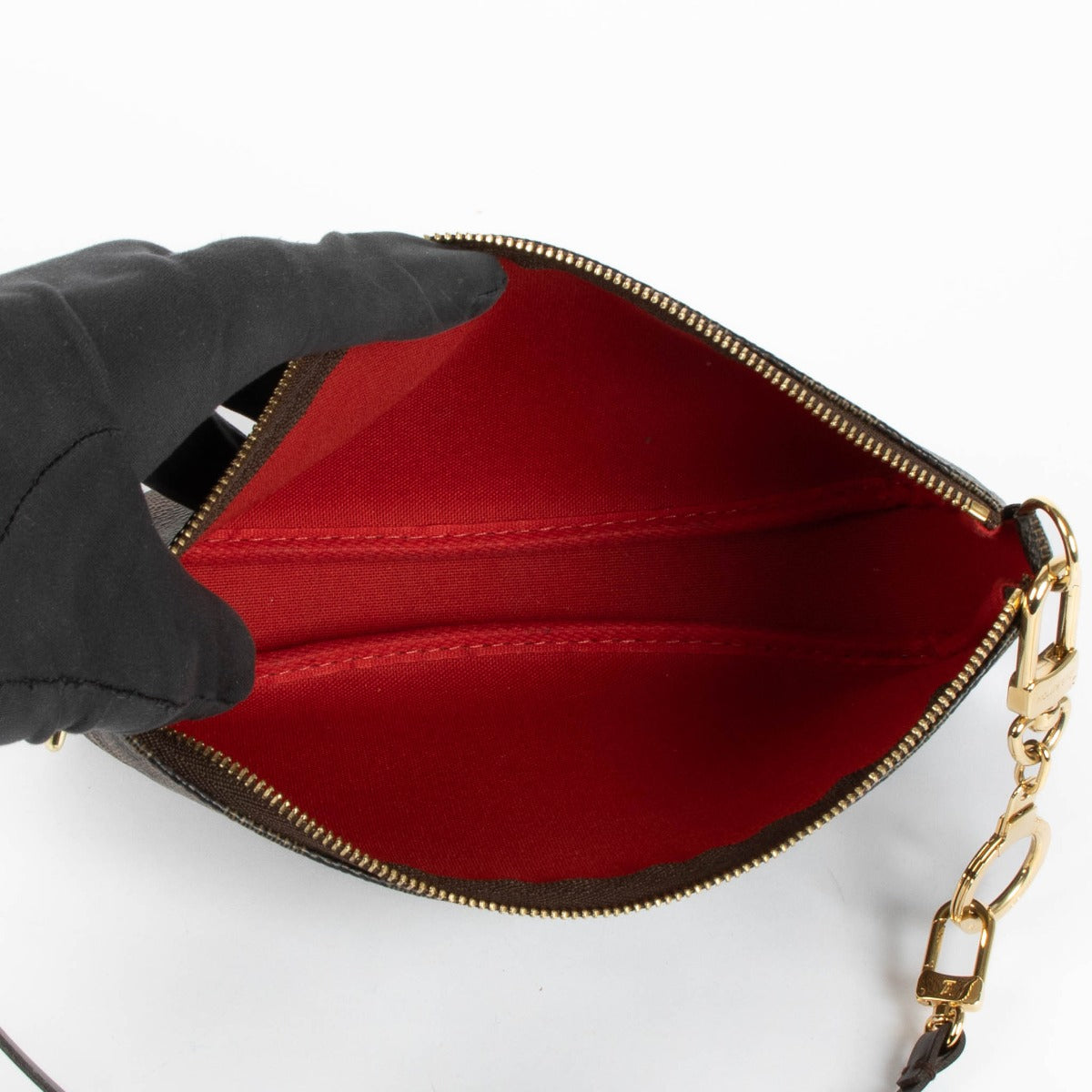 Shop this 100% authentic Louis Vuitton Damier Ebene Pochette Accessoires Bag at Labellov.com