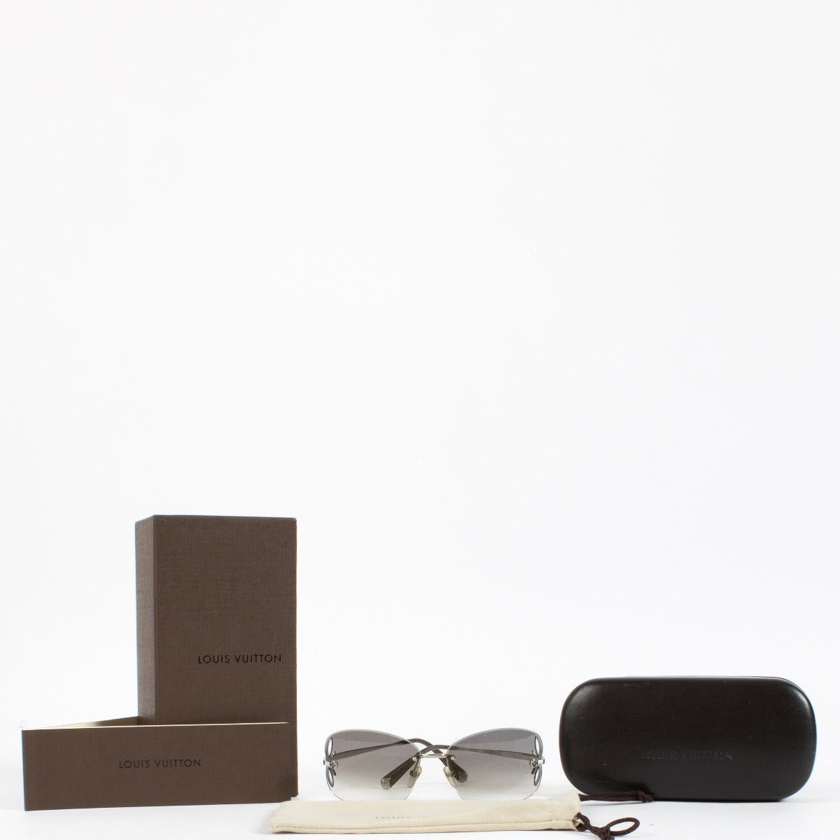 shop 100% authentic second hand Louis Vuitton Grey Sunglasses on Labellov.com