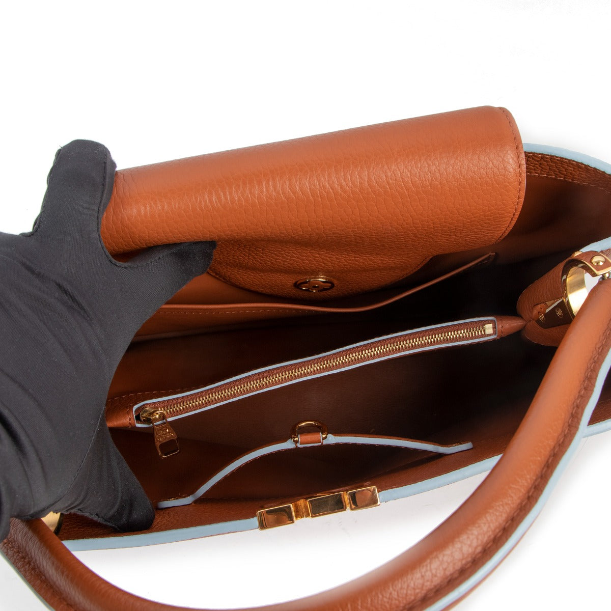 Shop now for your pre-loved, 100% authentic Louis Vuitton bags, at Labellov.