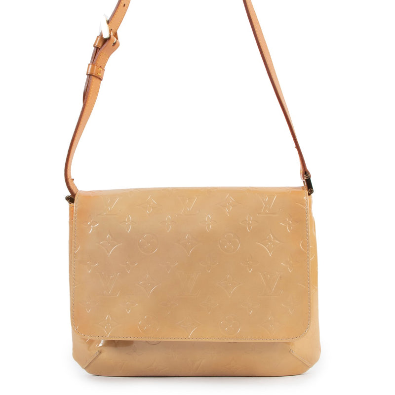 Shop safe online at Labellov in Antwerp this 100% authentic second hand Louis Vuitton Yellow Monogram Vernis Thompson Shoulder Bag
