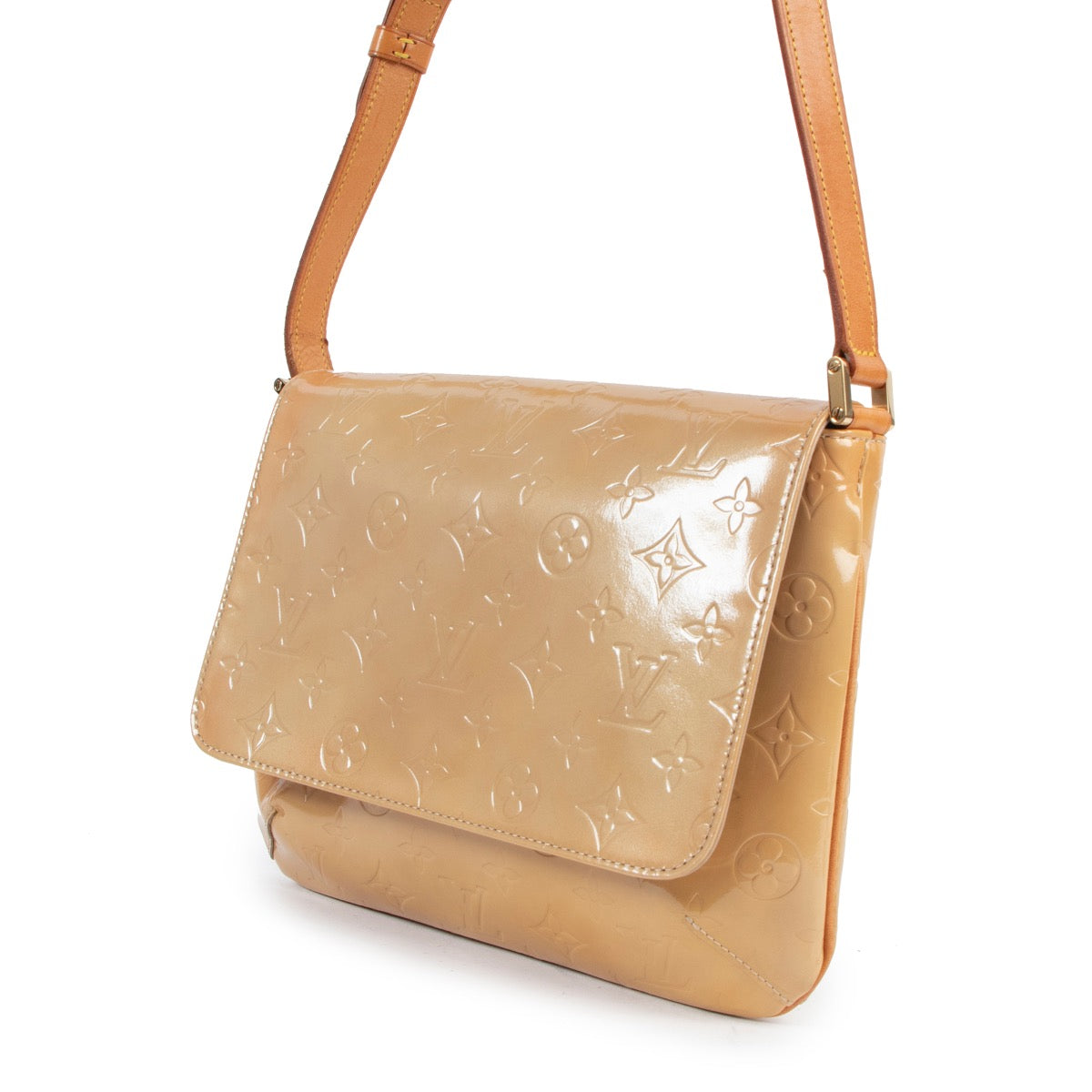 Shop safe online at Labellov in Antwerp this 100% authentic second hand Louis Vuitton Yellow Monogram Vernis Thompson Shoulder Bag