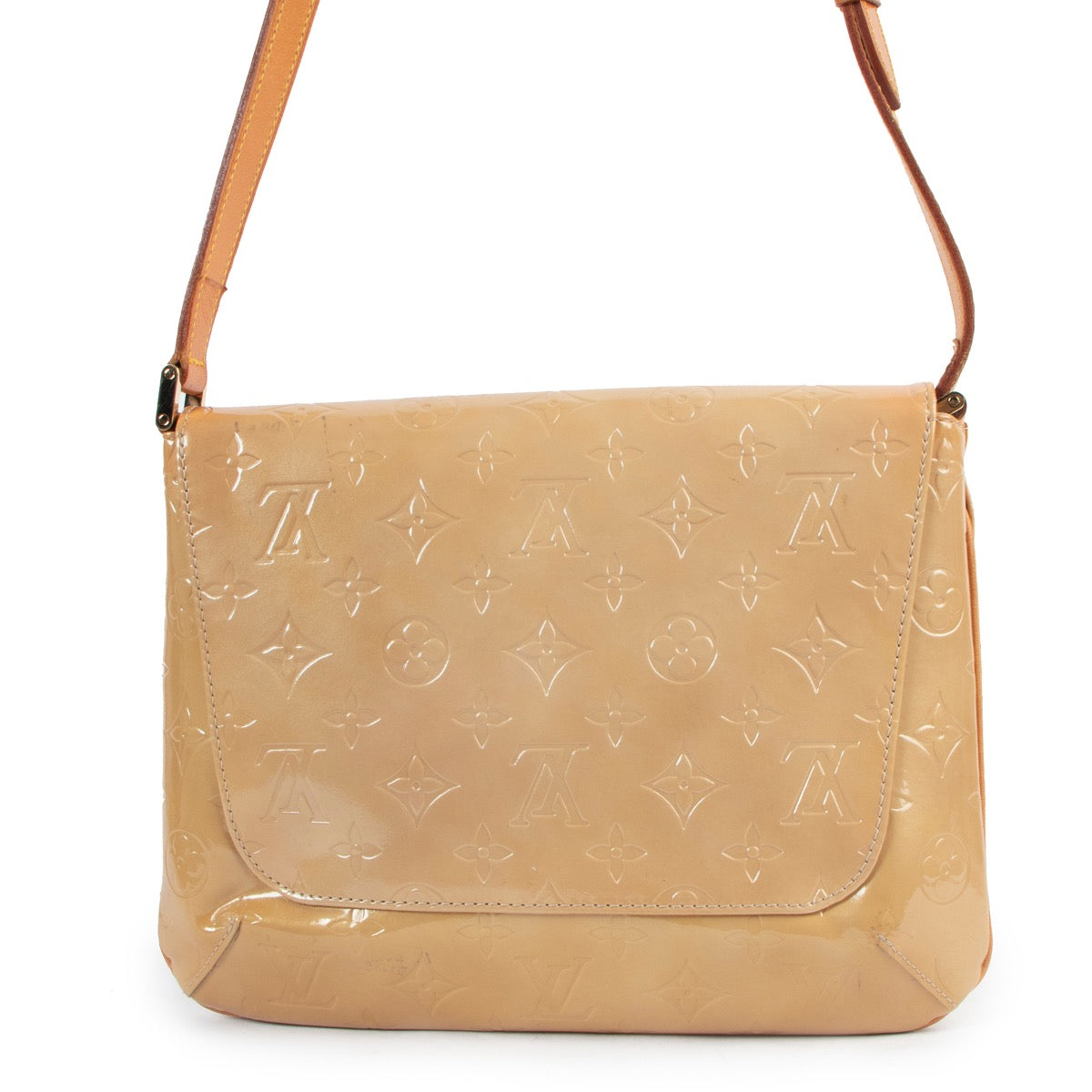 Shop safe online at Labellov in Antwerp this 100% authentic second hand Louis Vuitton Yellow Monogram Vernis Thompson Shoulder Bag