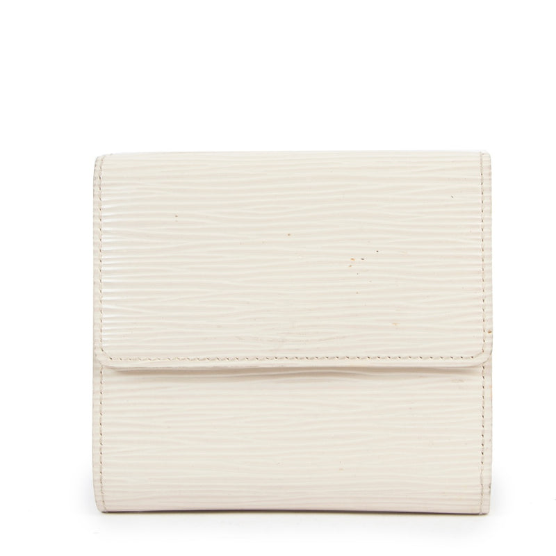 Shop safe online at Labellov in Antwerp this 100% authentic second hand Louis Vuitton White Epi Leather Elise Wallet