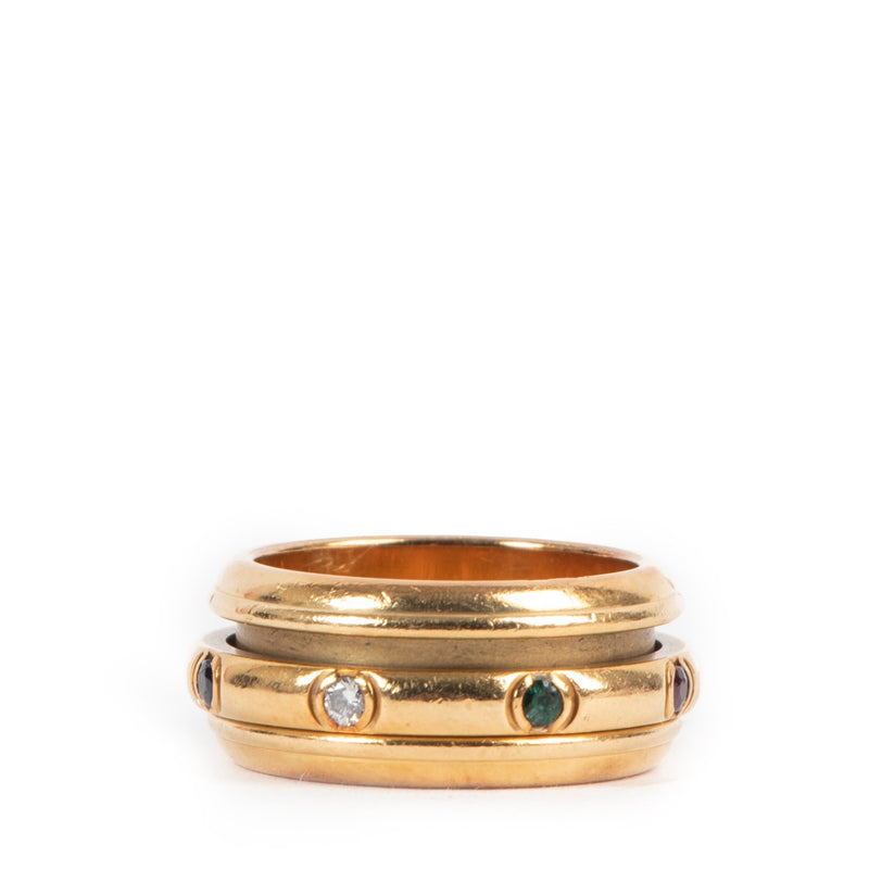 Shop safe online at Labellov in Antwerp this 100% authentic second hand Piaget 18k Yellow Gold Possession Ruby/Sapphire Ring