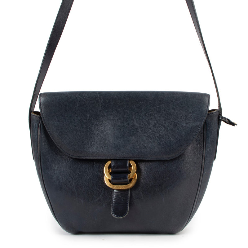 Buy online authentic second hand Delveaux Blue Leather Crossbody in good condition at Labellov in Antwerp