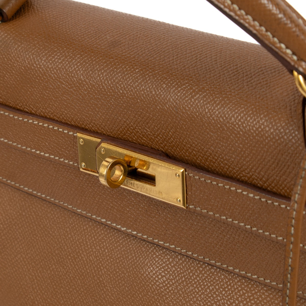 Hermès Vintage Kelly 32 Veau Grain Lisse Doré Bijouterie Dorée