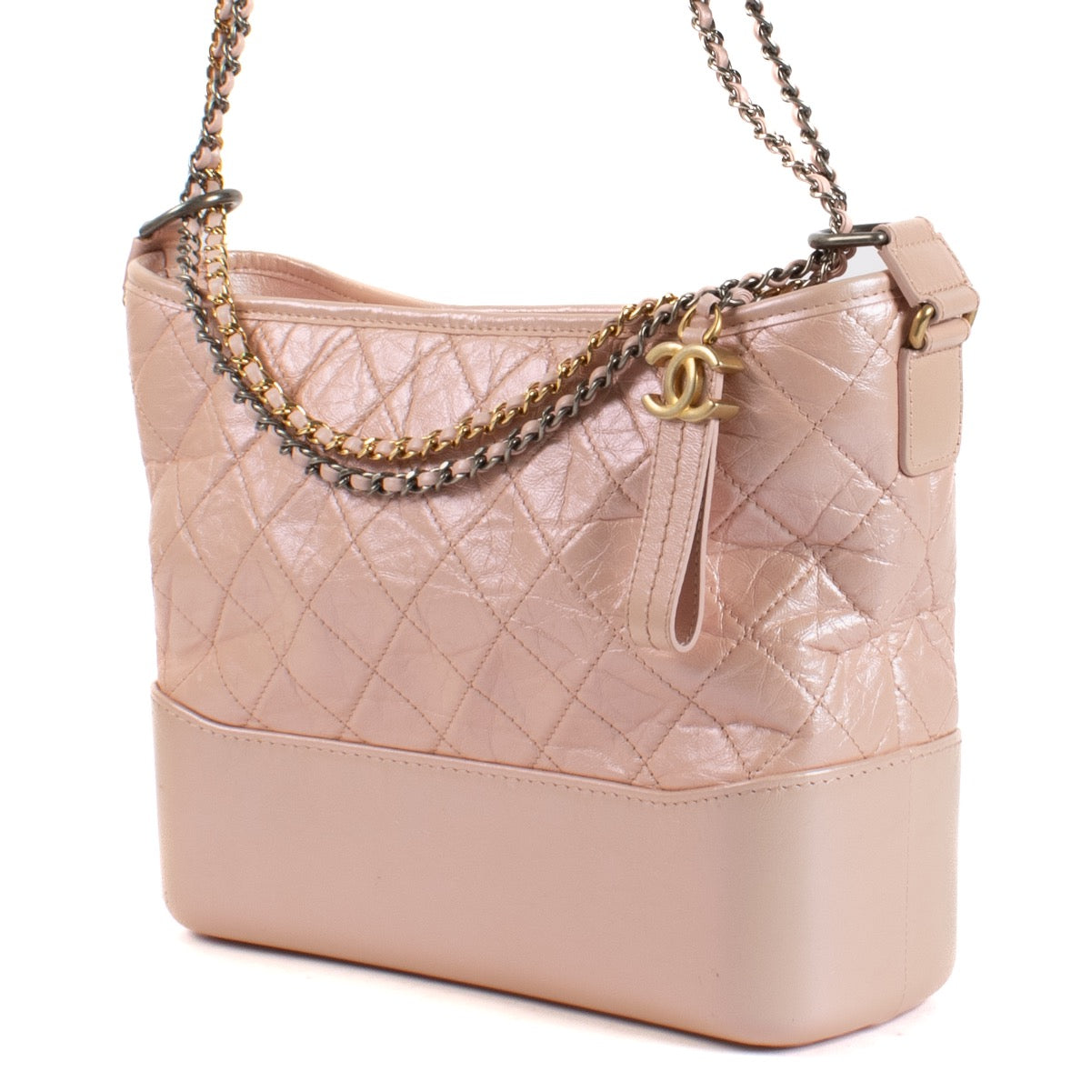 Shop safe online at Labellov in Antwerp, Brussels and Knokke this 100% authentic second hand Chanel Pearly Pink Large Gabrielle Bag