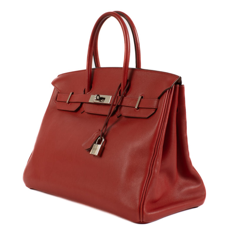 Shop safe online at Labellov in Antwerp, Brussels and Knokke this 100% authentic second hand Hermès Birkin 35 Rouge Vif Swift PHW